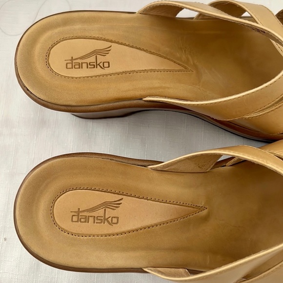 Dansko~Sandals / Like New - Picture 11 of 16